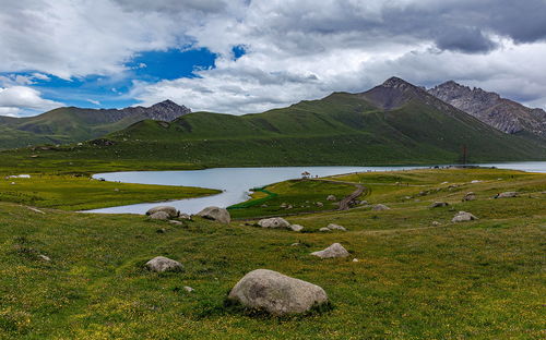 做梦梦到过山峰代表什么,梦见美丽的山峰的预兆