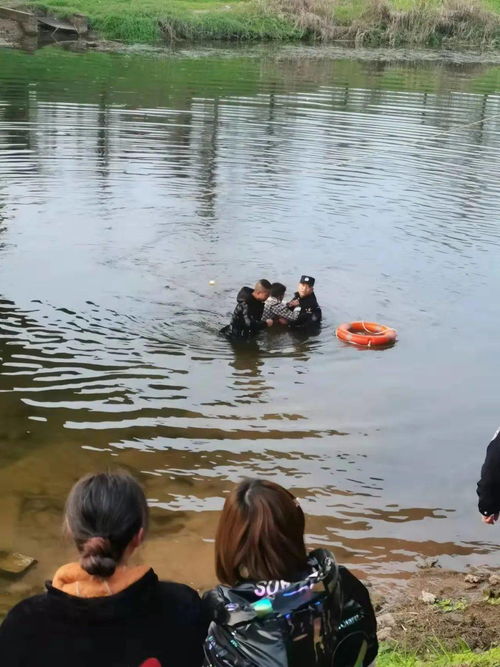 女人梦到河水涨潮什么预兆,女人梦到河水涨预示着什么