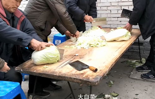 梦到丧事吃席什么意思,梦见办丧事吃饭有什么征兆