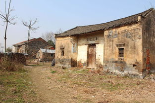 梦到农村土坟什么意思,梦见土坟穴的预兆